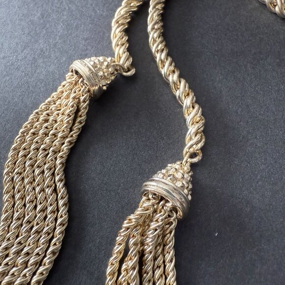 RARE Kendra Scott Gold Rope Lariat Necklace Tassel Adjustable Elegant Statement - Picture 12 of 14